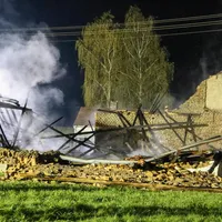 201011_brand_groebern_feuerwehr_39.jpg